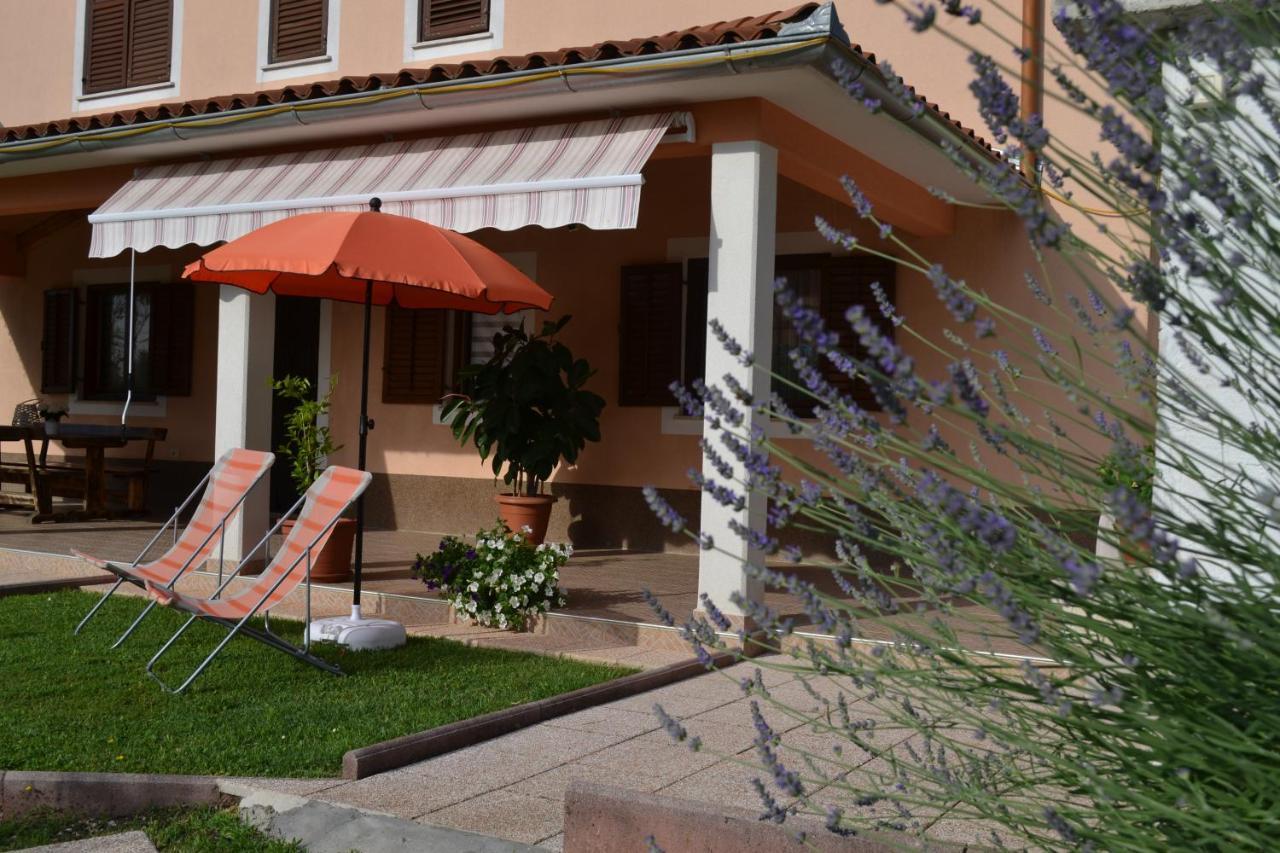 Apartman Doli Nedescina Exterior photo